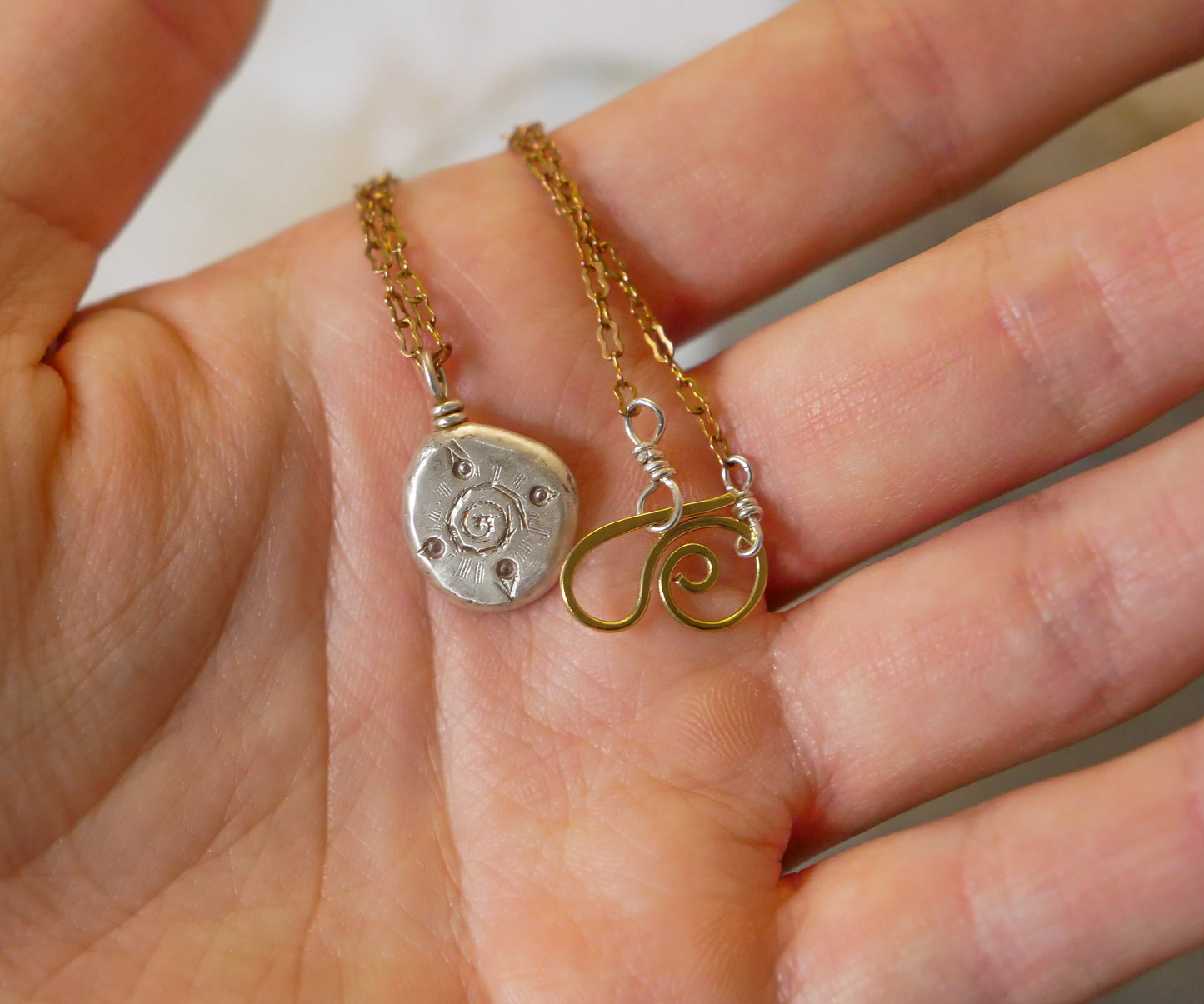 Star swirl Pebble Necklace