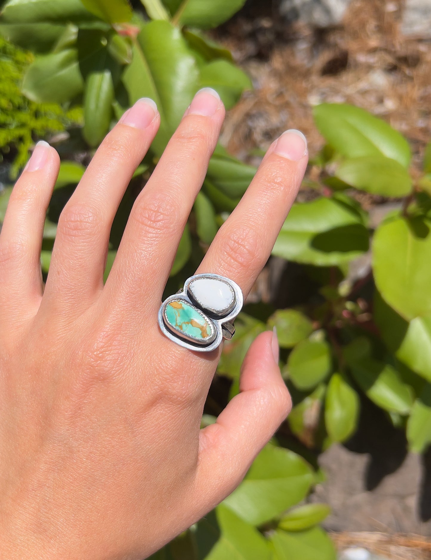 Mountain Ring, White Buffalo and Kings Manassa, Size 8.25