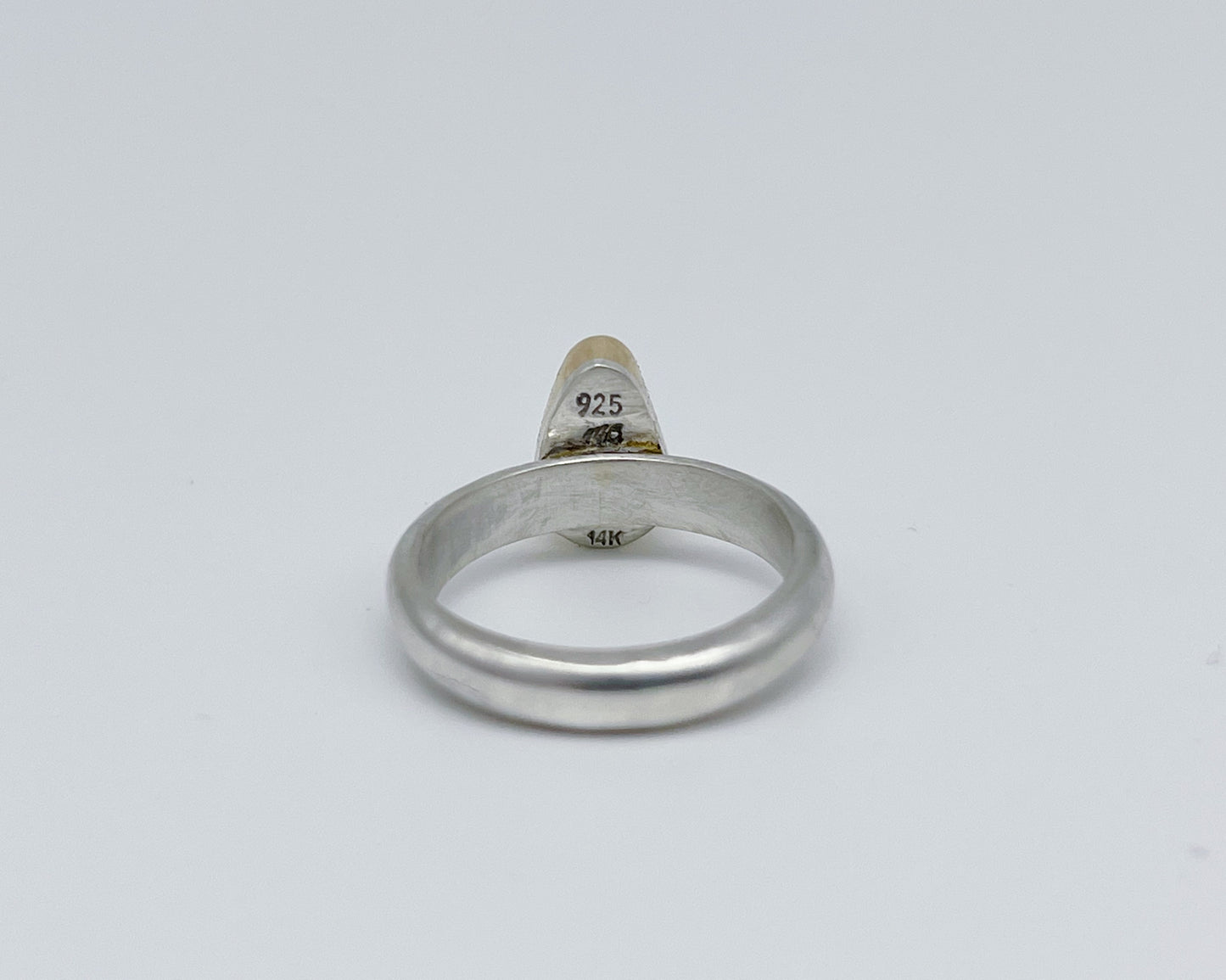 The Juxtaposition Ring, Blackweb Kingman