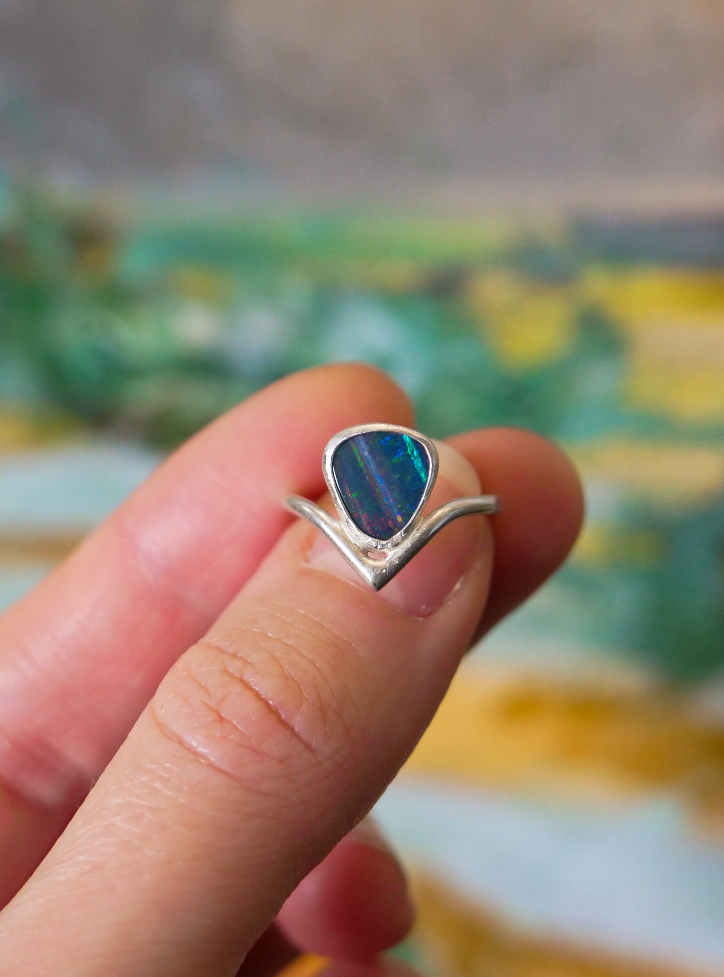 Opal V Ring