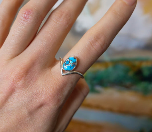 Lavender Kazakhstan V Ring